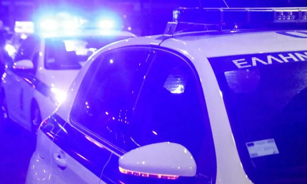 Η ανακοίνωση της ΕΛ.ΑΣ για τον τραυματισμό της 16χρονης και τα επεισόδια σε Ν. Ηράκλειο και Εξάρχεια
